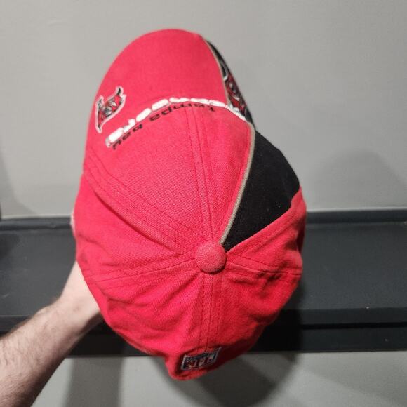 VTG Y2K Tampa Bay Buccaneers Reebok NFL Football Strapback Hat Cap OSFA - Picture 10 of 14